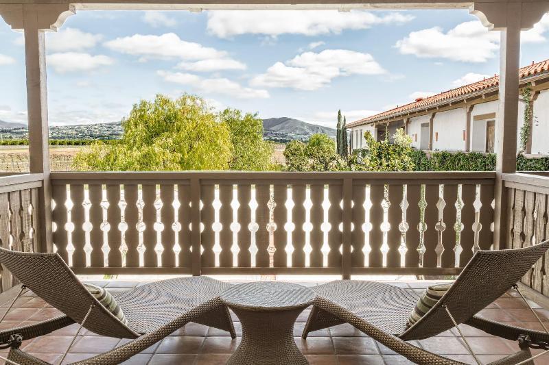 Ponte Vineyard Inn Temecula Exterior photo
