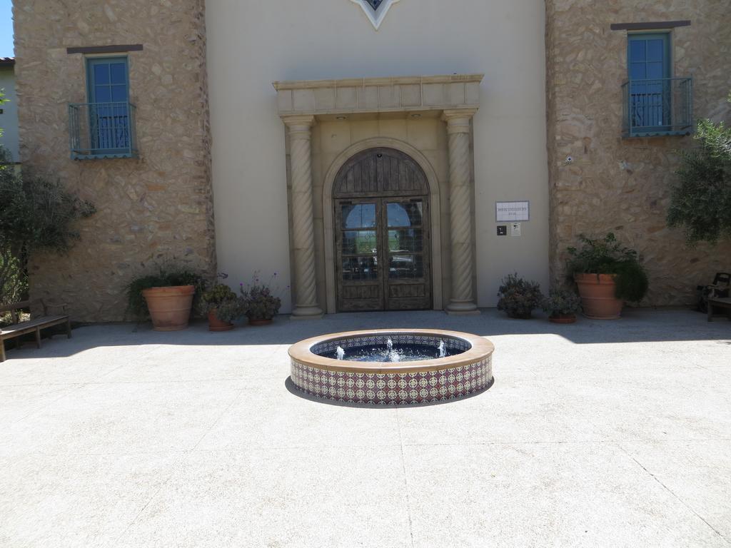 Ponte Vineyard Inn Temecula Exterior photo