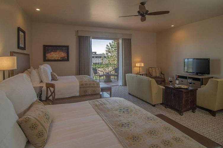 Ponte Vineyard Inn Temecula Exterior photo